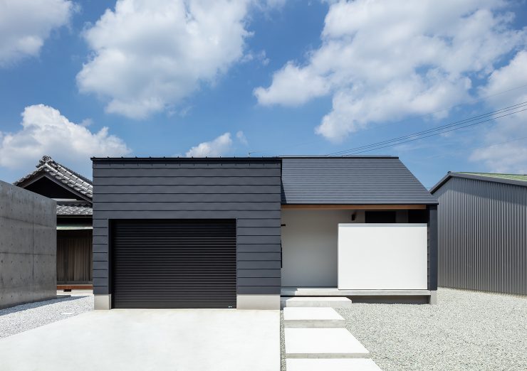 HOUSE IS - 久坂和之建築設計事...