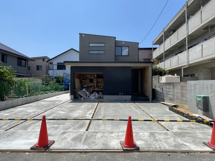 堺市中区の家　床ＤＩＹ塗装と外構工事 |...