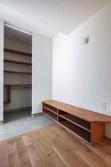 堺区の家３?fountain of light?