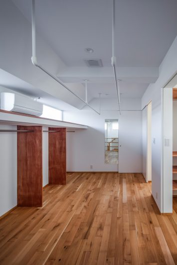 堺区の家３?fountain of light?