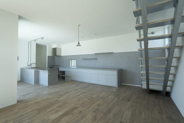 「white/gray」 | 静岡の建築...