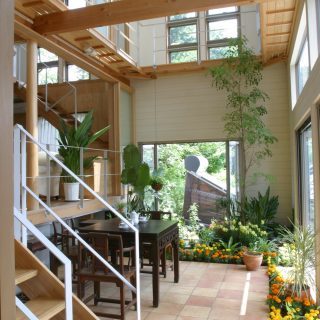 楽しい家11 - ガーデニングと家をつく...