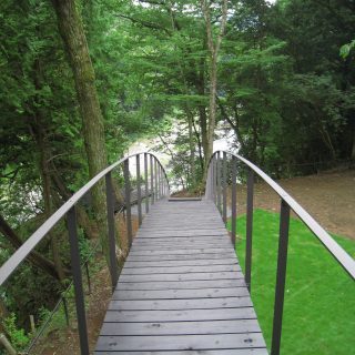 楽しい家15 - ガーデニングと家をつく...