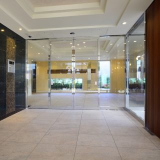 分譲住宅2 - ガーデニングと家をつくる...