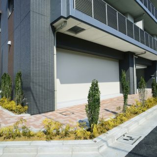 分譲住宅2 - ガーデニングと家をつくる...