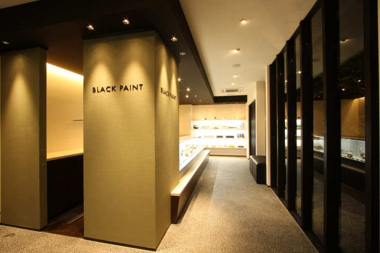 BLACK PAINT 嵐山店 | 私た...