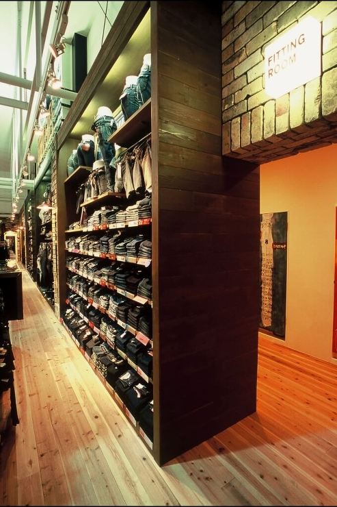 BORN FREE SUPER SHOP...