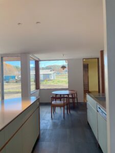 庭でつながる家引き渡し | STUDIO...