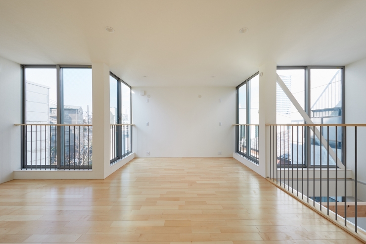 無接道敷地に建つ住宅 / House w...