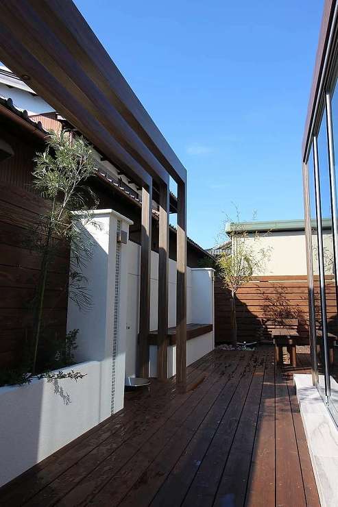 愛知県の名古屋市にて庭工事、完工しました...