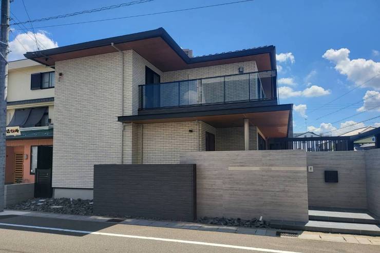 街並みに映える、洗練されたモダン外構デザイン | モダン外構