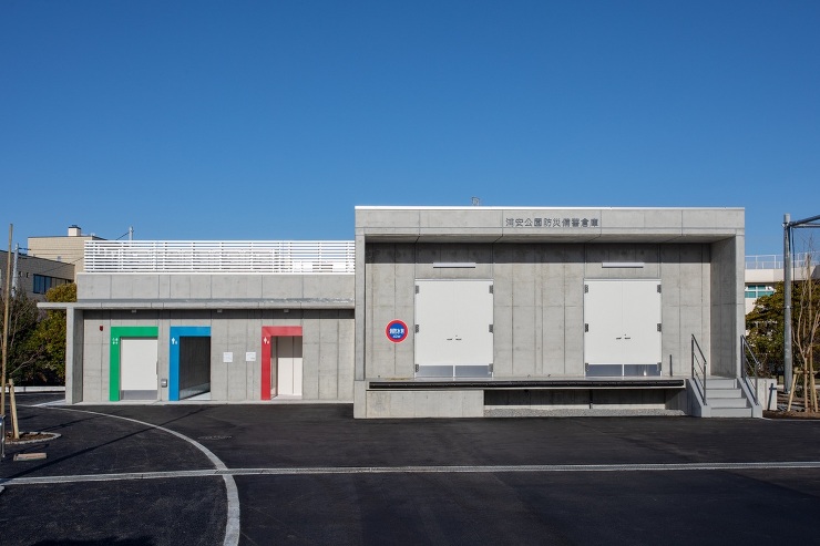 浦安公園防災倉庫・災害時対応屋外トイレ 画像1
