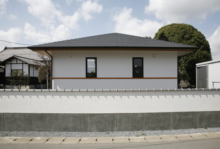 豊かな空間の小さな平屋の家