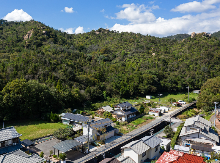 田井の家　土間のある自然素材の民家