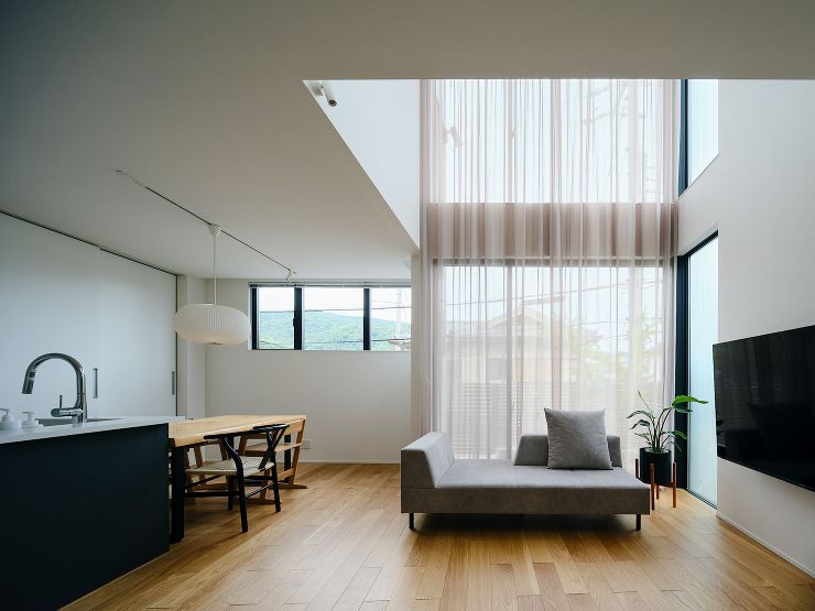 カーテンの家／高槻市 - 建築実例 - ...