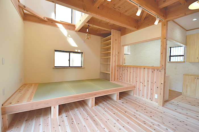 小上り畳のあるリビング