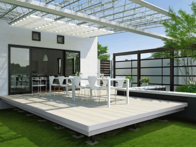 まとめ：ウッドデッキの屋根はDIYの前にプロに相談