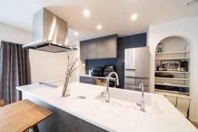 キッチン 株式会社福岡工務店の施工事例 奥様憧れのフルフラットアイランドキッチンのある家 thumbnail