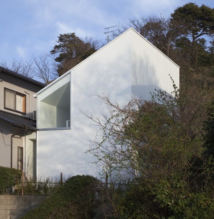 Trapezium：リノベーションと増築...