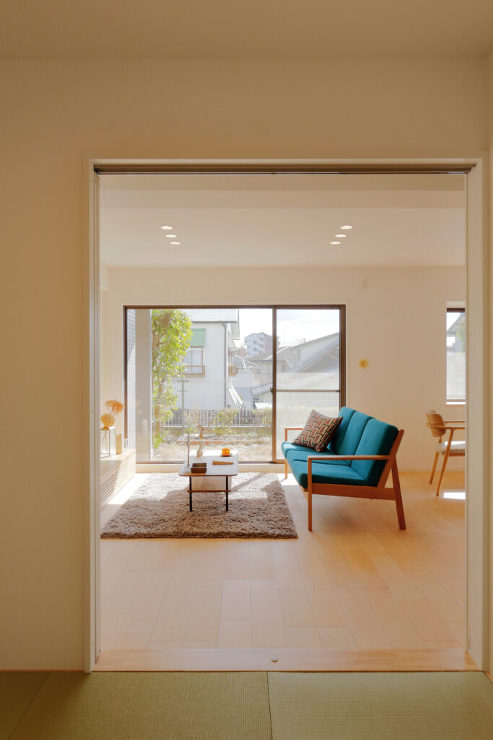 真鍮を取り入れた北欧フレンチのお家 - ...