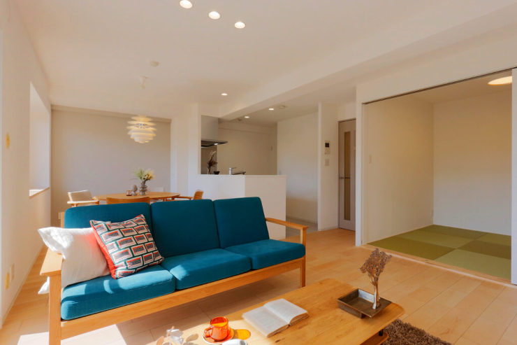 真鍮を取り入れた北欧フレンチのお家 - ...