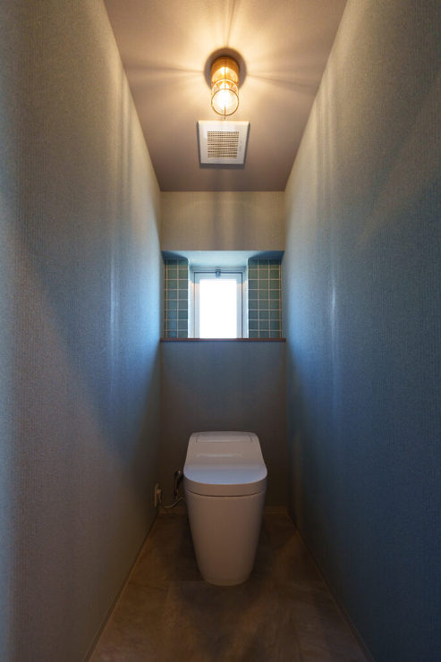 家族を繋ぐ回遊動線とリビングのある暮らし...