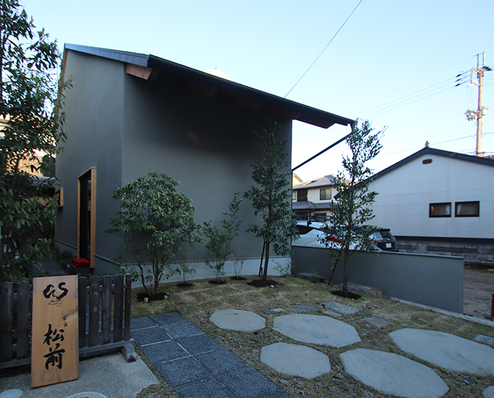 art_scene | Hideta A...