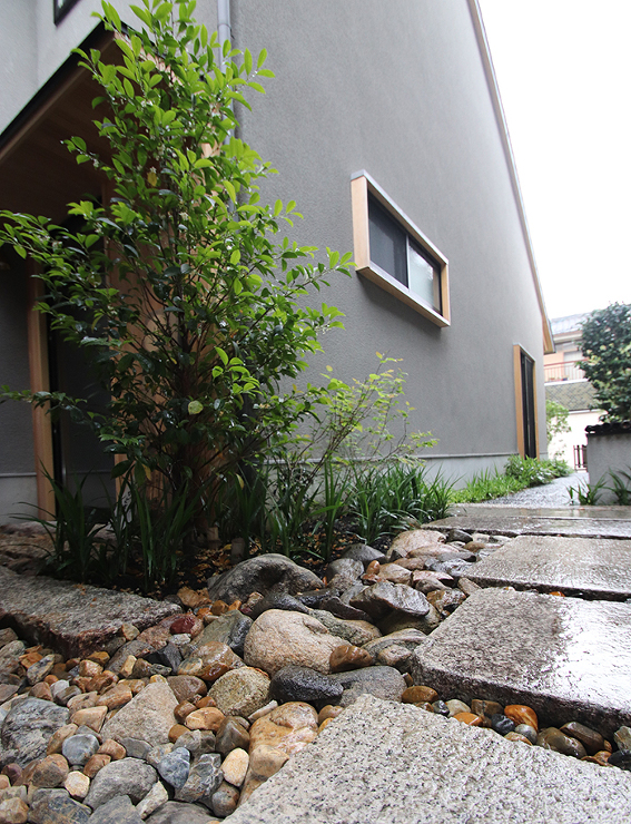 art_scene | Hideta A...