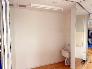 高品質で丈夫な細部までこだわった壁面収納...