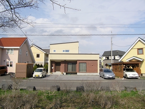house @ mt - アウラ建築設計...