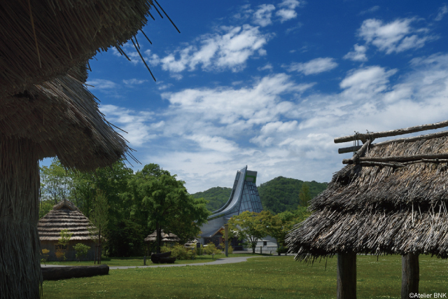 二風谷アイヌ文化博物館　Nibutani...