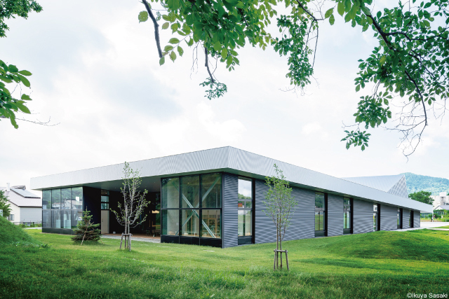 夕張市拠点複合施設 りすた　Yubari...