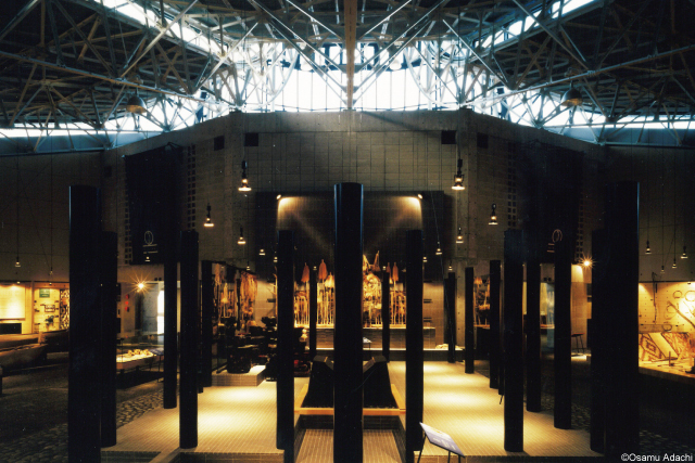 二風谷アイヌ文化博物館　Nibutani...