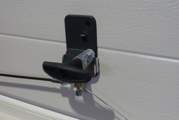 住宅用オーバードア「シュネルスピッツ」|...