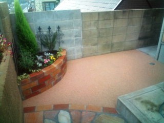 外構工事(施工後4)/自然石透水舗装材