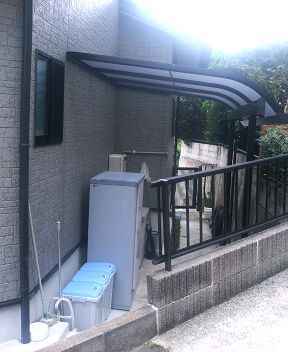 テラス(三協立山アルミ)　グッドエバーRN型出幅移動納まり