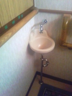 蛇口（衛生水栓）/交換前