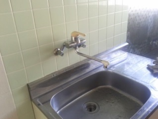 シングルレバー混合水栓（交換前）