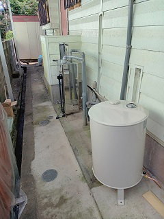 ボイラー（石油給湯器）　交換後