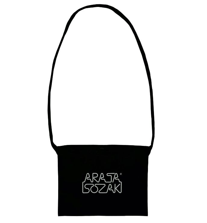 ARATA ISOZAKI Sacoche ブラック / シルバー -Logo
