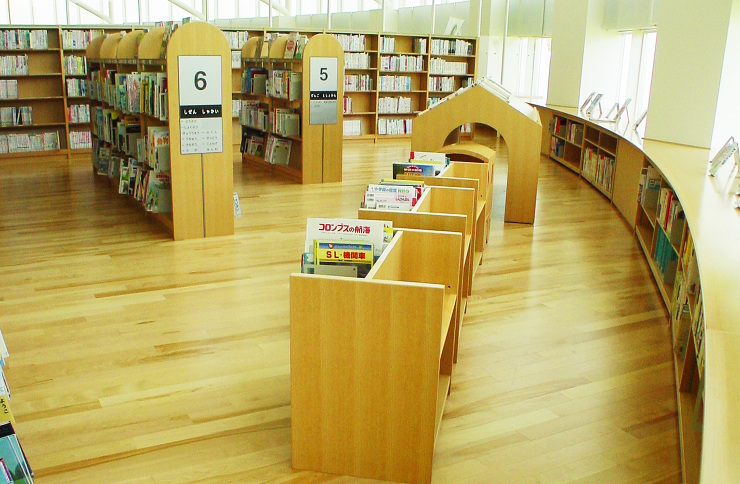 図書館、美術館