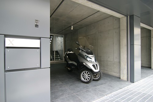 Garage House 10.9K t...