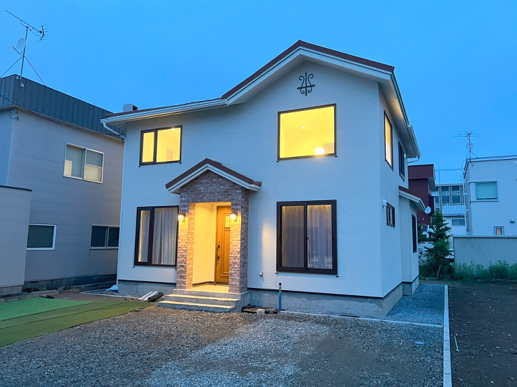 - コスモ建設