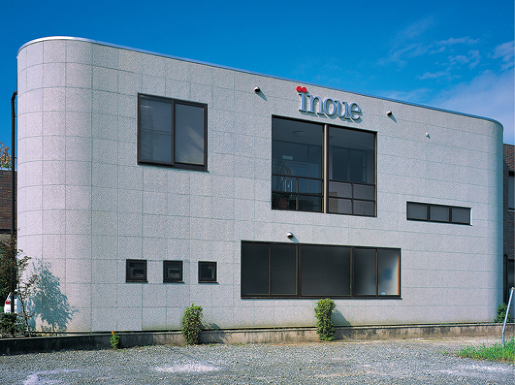 イノウエ社屋（山梨県）
設計監理：樋沢建築設計事務所