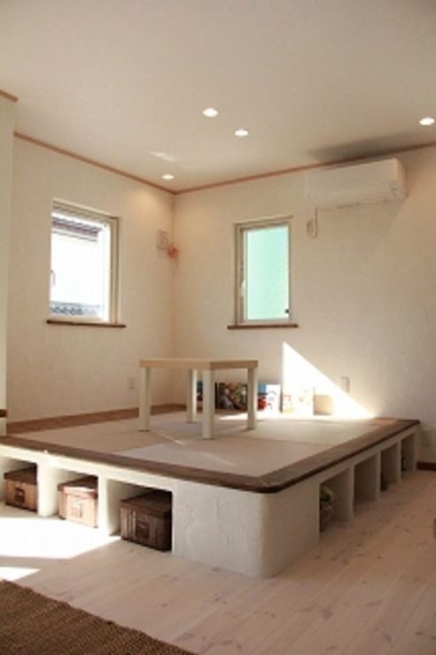 リビング（畳スペース）