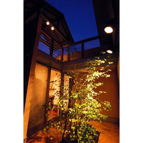 中庭夜景