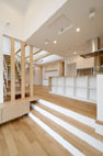 【スリット階段】浮遊感を出させたオブジェのような美しい階段