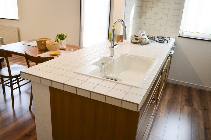 アンティークブラウンでまとまった可愛い家...