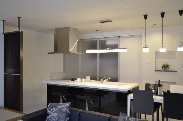 大空間と大開口を採用し家族が気持よく、自...