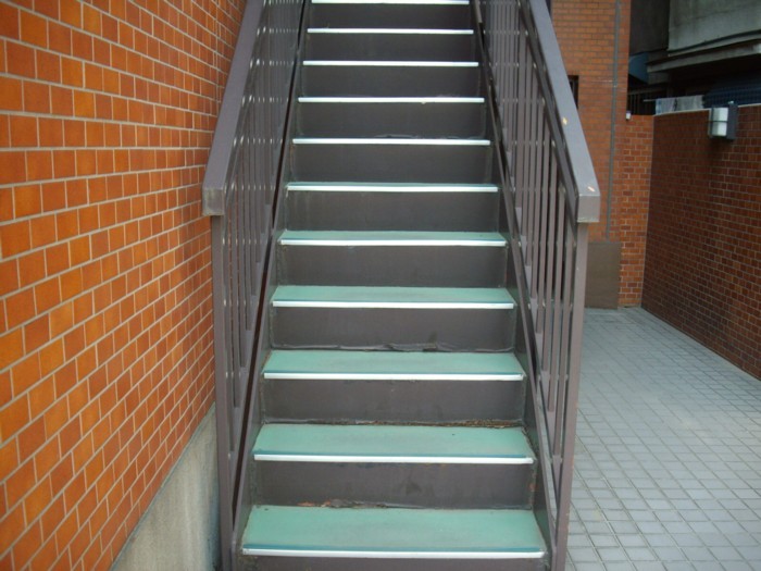 階段塗装 塗装前